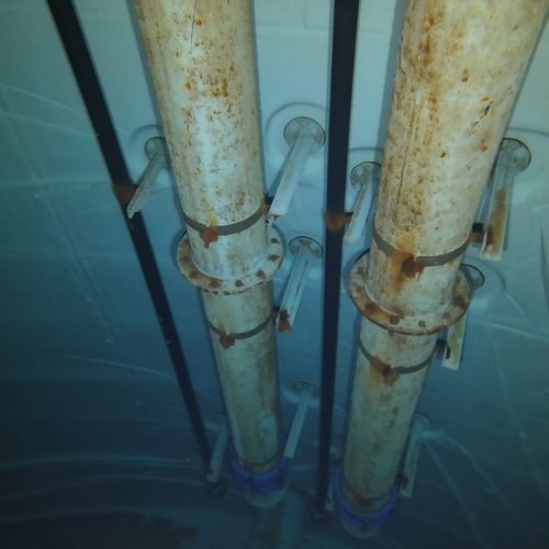Sprinklertank-Inspektion: Stahltank, 5 Jahre – Rohrschellen Ventile Ablauf Korrosion